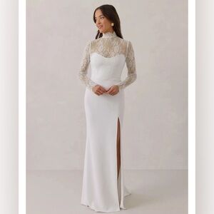 Gorgeous lace bridal topper 👰‍♀️